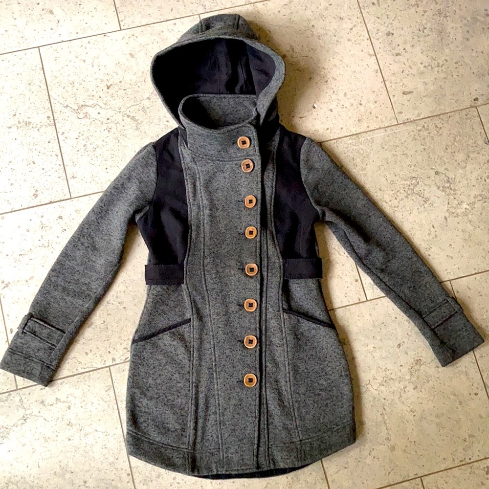 Three Stones Grey Removable Hood Sweater Jacket
